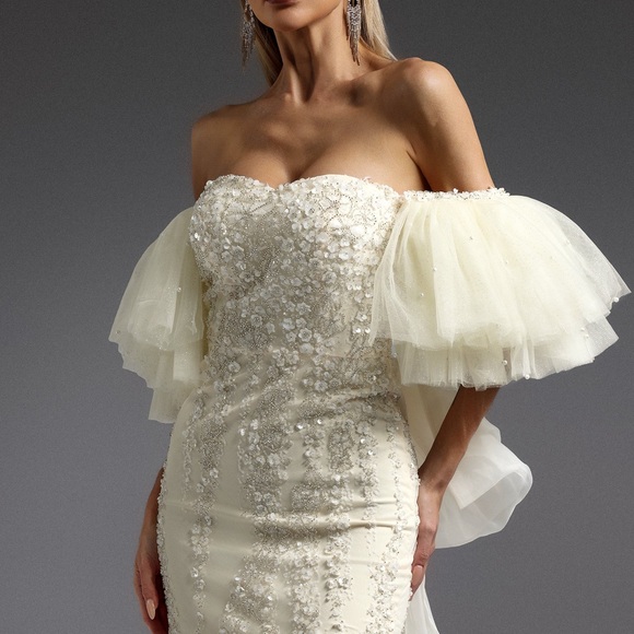 Bella Barnett Emma Off-the-Shoulder Sequin Streaking Mini Dress - Picture 2 of 10